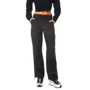 Aritzia TNA Cache Cargo Pants Small Black Parachute Relaxed Fit Cotton EUC